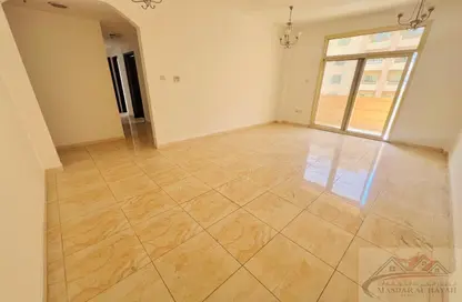Apartment - 2 Bedrooms - 2 Bathrooms for rent in 5209 Muweilah Building - Muwaileh Commercial - Sharjah