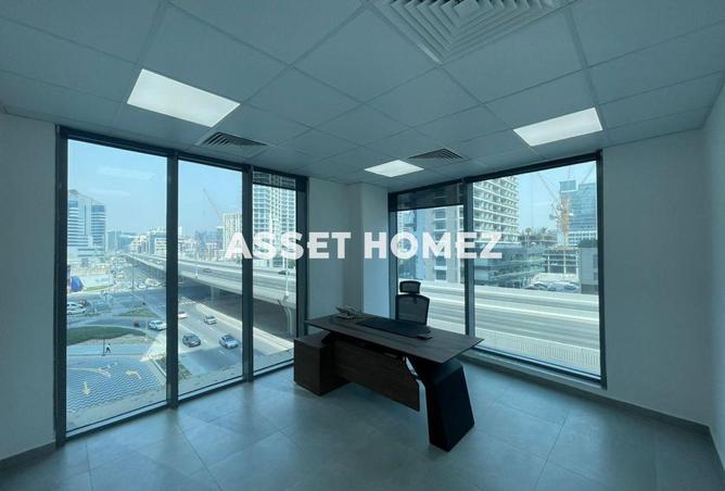 104670003 - Property Image 2
