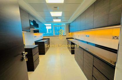 Apartment - 2 - 3 for rent in P1144 - Al Raha Beach - Abu Dhabi