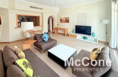 Apartment - 2 - 3 for rent in Al Das - Shoreline Apartments - Palm Jumeirah - Dubai