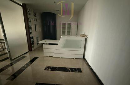 Office Space - Studio - 1 Bathroom for rent in Clover Bay Tower - Business Bay - Dubai