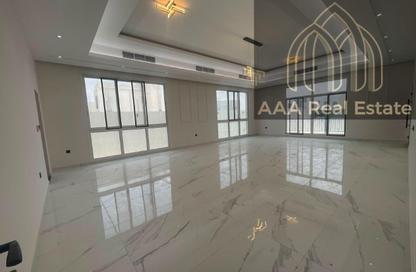 Villa - 5 Bedrooms - 5 Bathrooms for rent in Al Aweer 1 - Al Aweer - Dubai
