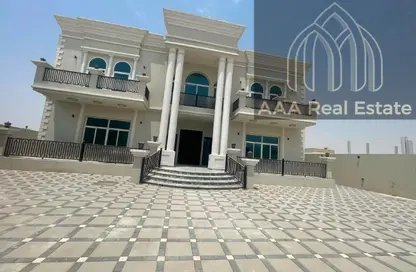Villa - 5 Bedrooms - 5 Bathrooms for rent in Al Aweer 1 - Al Aweer - Dubai