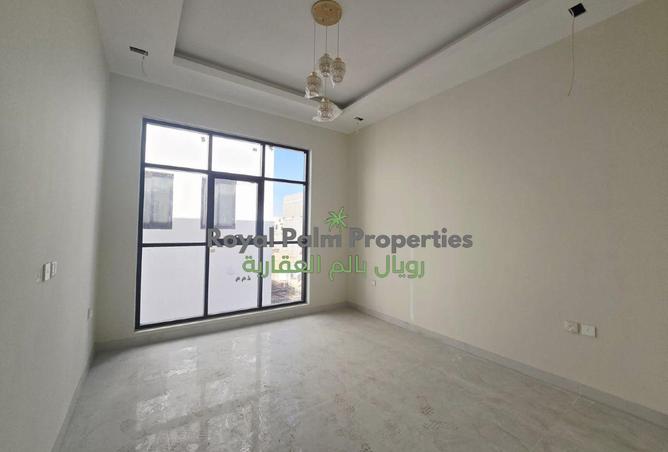 126563207 - Property Image 3