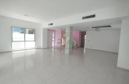Villa - 4 - 4 for rent in Umm Suqeim 1 Villas - Umm Suqeim 1 - Umm Suqeim - Dubai Villa - 4 - 4 for rent in Umm Suqeim 1 Villas - Umm Suqeim 1 - Umm Suqeim - Dubai