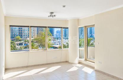 Apartment - 1 - 1 for rent in Al Majara 2 - Al Majara Towers - Dubai Marina - Dubai