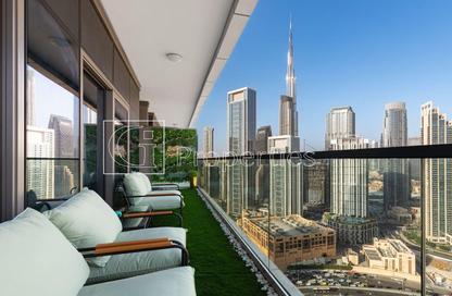 Apartment - 2 Bedrooms - 3 Bathrooms for rent in Paramount Tower Hotel  and  Residences - Business Bay - Dubai