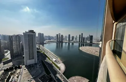 شقة - 2 غرف نوم - 3 حمامات للايجار في برج الممزر - شارع التعاون - التعاون - الشارقة