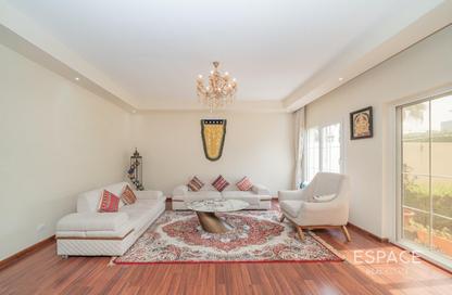 Villa - 3 Bedrooms - 3 Bathrooms for rent in Springs 6 - The Springs - Dubai