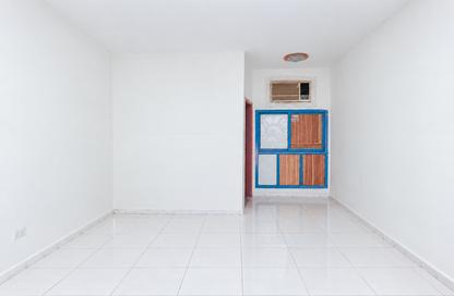 Apartment - Studio - 1 for rent in Al Murar - Deira - Dubai Apartment - Studio - 1 for rent in Al Murar - Deira - Dubai