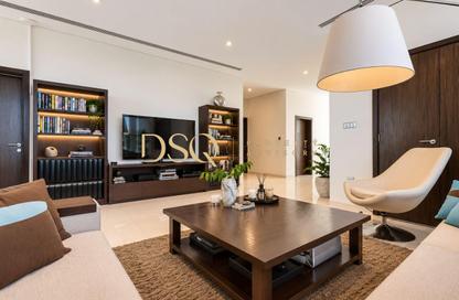 Villa - 6 - 7+ for sale in Picadilly Green - Damac Hills - Dubai Villa - 6 - 7+ for sale in Picadilly Green - Damac Hills - Dubai