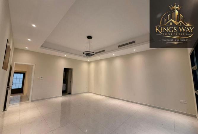 74237881 - Property Image 2