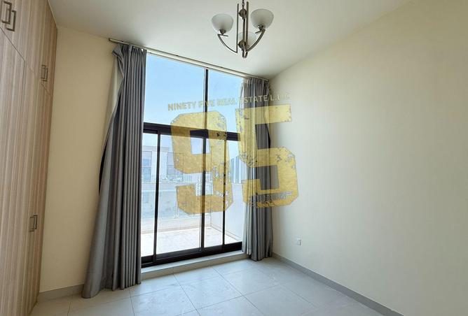 123399985 - Property Image 3