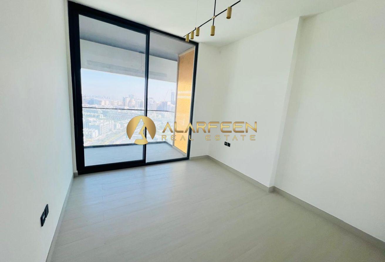 HighFloor | Brand New | Pool View | Fitted Kitchen photo 5
