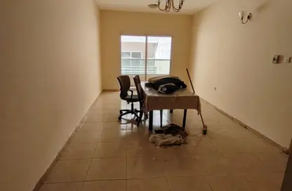 Apartment - 1 Bedroom - 1 Bathroom for rent in Qasimia 10 building - Al Mahatta - Al Qasimia - Sharjah