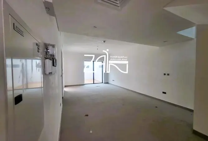87877947 - صورة العقار 2