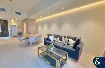 شقة - غرفة نوم - 2 حمامات للبيع في برج بارك فيو - منطقة 14 - قرية جميرا الدائرية - دبي