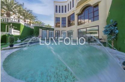 Villa - 7 Bedrooms - 7+ Bathrooms for rent in Sector E - Emirates Hills - Dubai