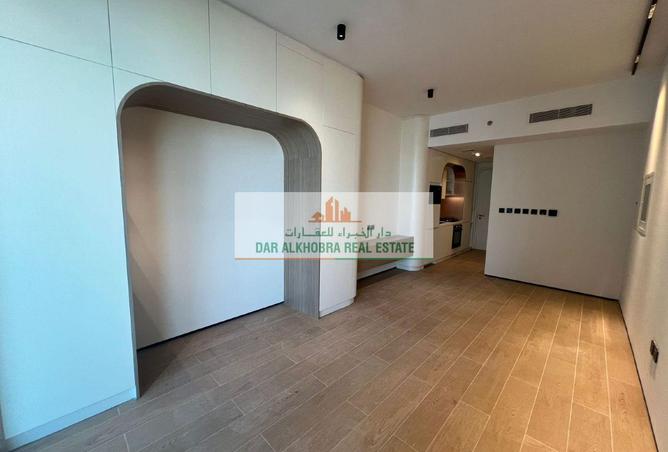 54942337 - Property Main Image