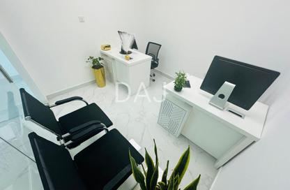 Office Space - Studio - 1 for rent in Fatima Mohammad Ahmad Bin Suleiman Building - Al Raffa - Bur Dubai - Dubai