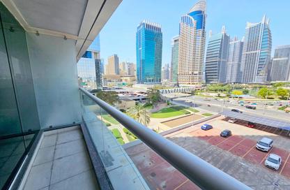 Apartment - Studio - 1 for rent in Dubai Arch - JLT Cluster G - Jumeirah Lake Towers - Dubai