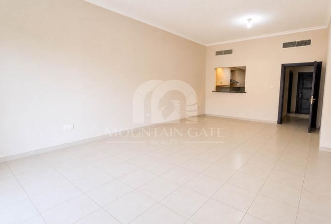 126544411 - Property Image 2