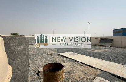 Warehouse - Studio - 2 for rent in Al Sajaa Industrial - Al Sajaa - Sharjah