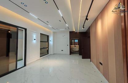 Villa - 5 Bedrooms - 7 Bathrooms for rent in Al Helio 1 - Al Helio - Ajman