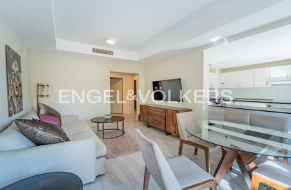 Villa - 2 Bedrooms - 3 Bathrooms for rent in Springs 1 - The Springs - Dubai