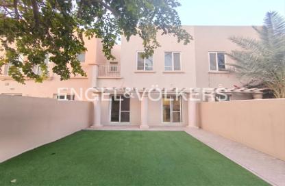Villa - 2 Bedrooms - 3 Bathrooms for rent in Springs 1 - The Springs - Dubai