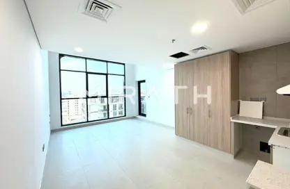 Apartment - 1 Bedroom - 1 Bathroom for rent in Karimian 3 - Jumeirah Garden City - Al Satwa - Dubai
