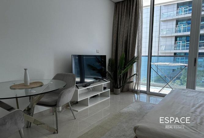 74243952 - Property Main Image