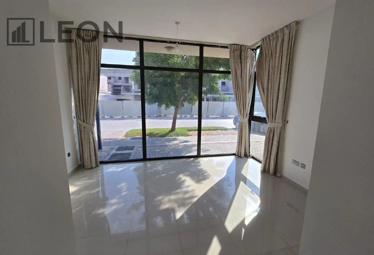 160537600 - Property Main Image