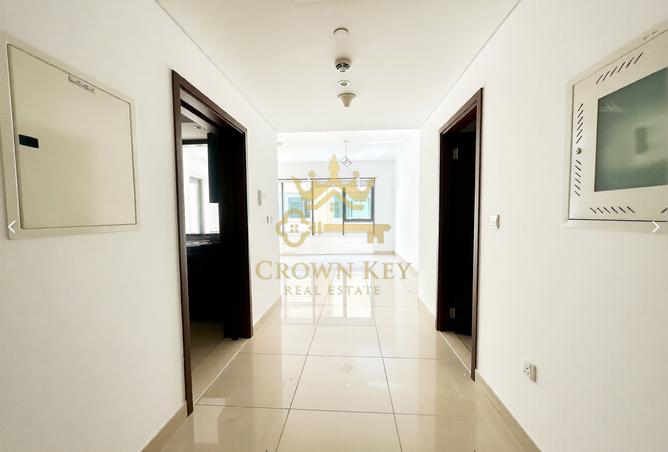 73844201 - Property Image 2