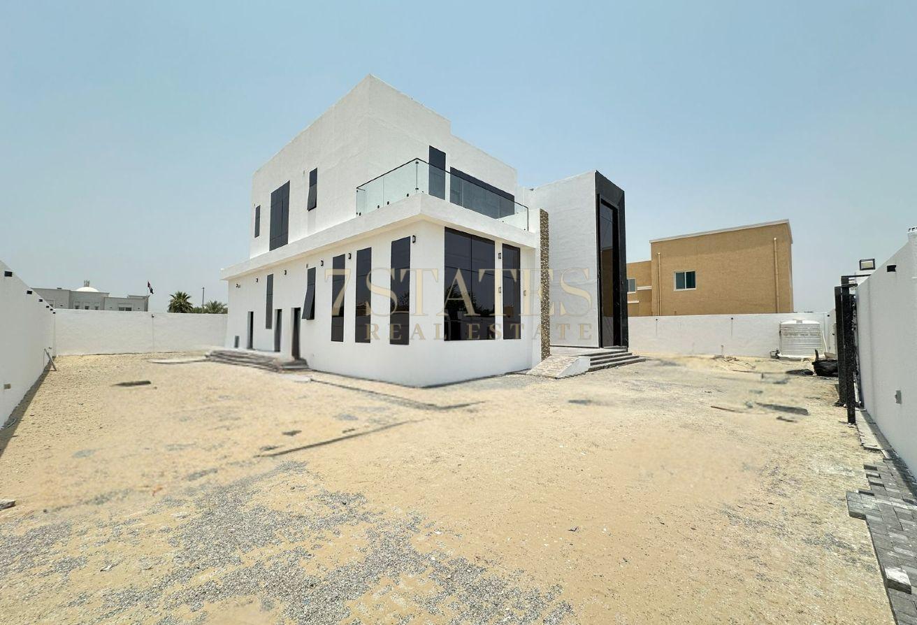 BRAND NEW MODERN VILLA | SPACIOUS LAYOUT photo 12