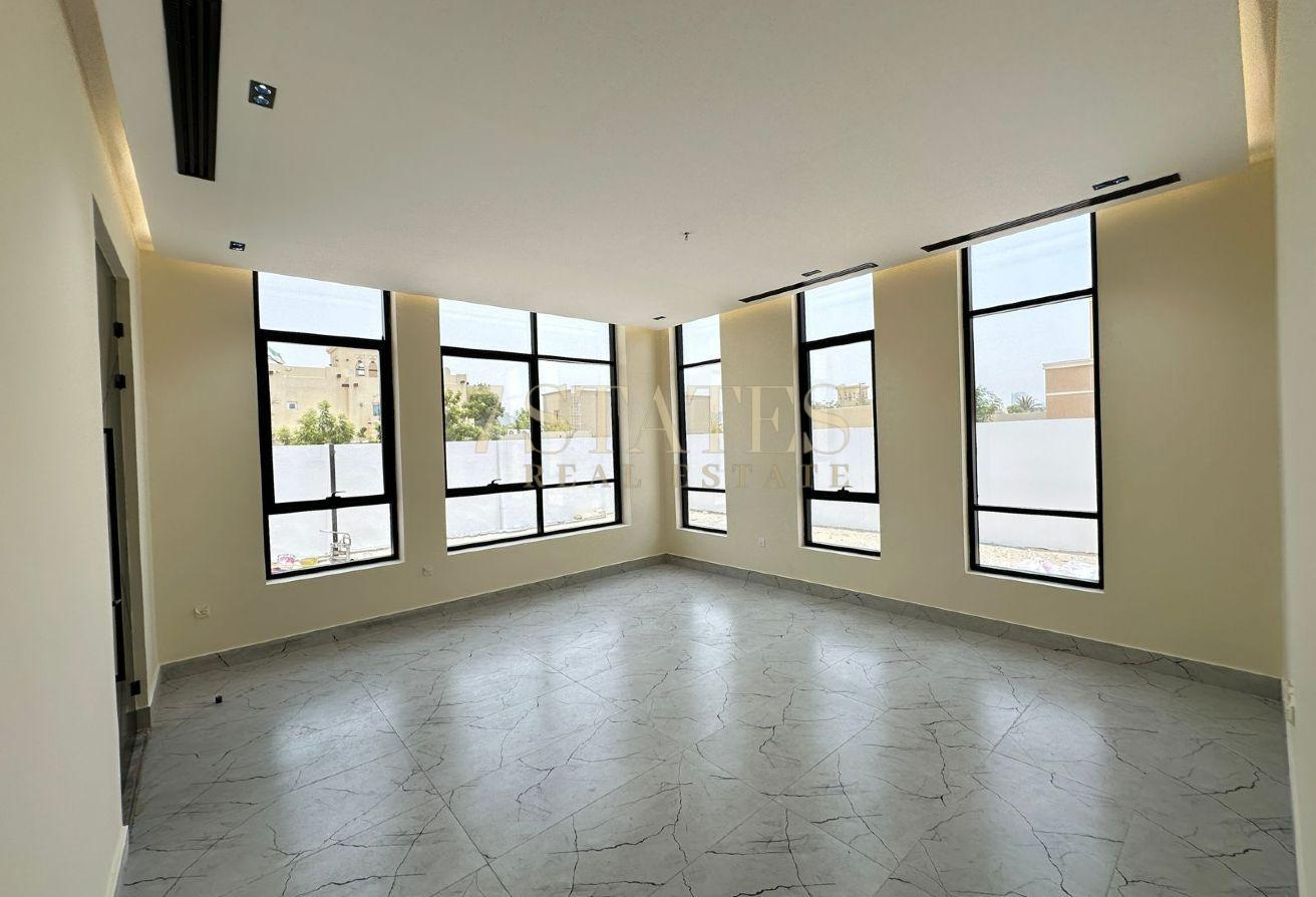 BRAND NEW MODERN VILLA | SPACIOUS LAYOUT photo 7