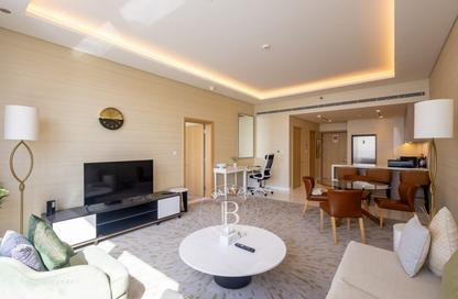 Apartment - 1 - 2 for rent in The Palm Tower - Palm Jumeirah - Dubai