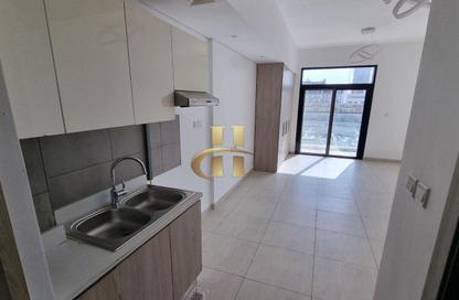 Apartment - Studio - 1 Bathroom for rent in La Perla Blanca - District 15 - Jumeirah Village Circle - Dubai