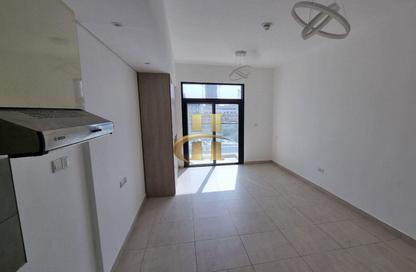 Apartment - Studio - 1 Bathroom for rent in La Perla Blanca - District 15 - Jumeirah Village Circle - Dubai