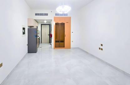 Apartment - Studio - 1 Bathroom for sale in Skyz by Danube - Arjan - Dubai