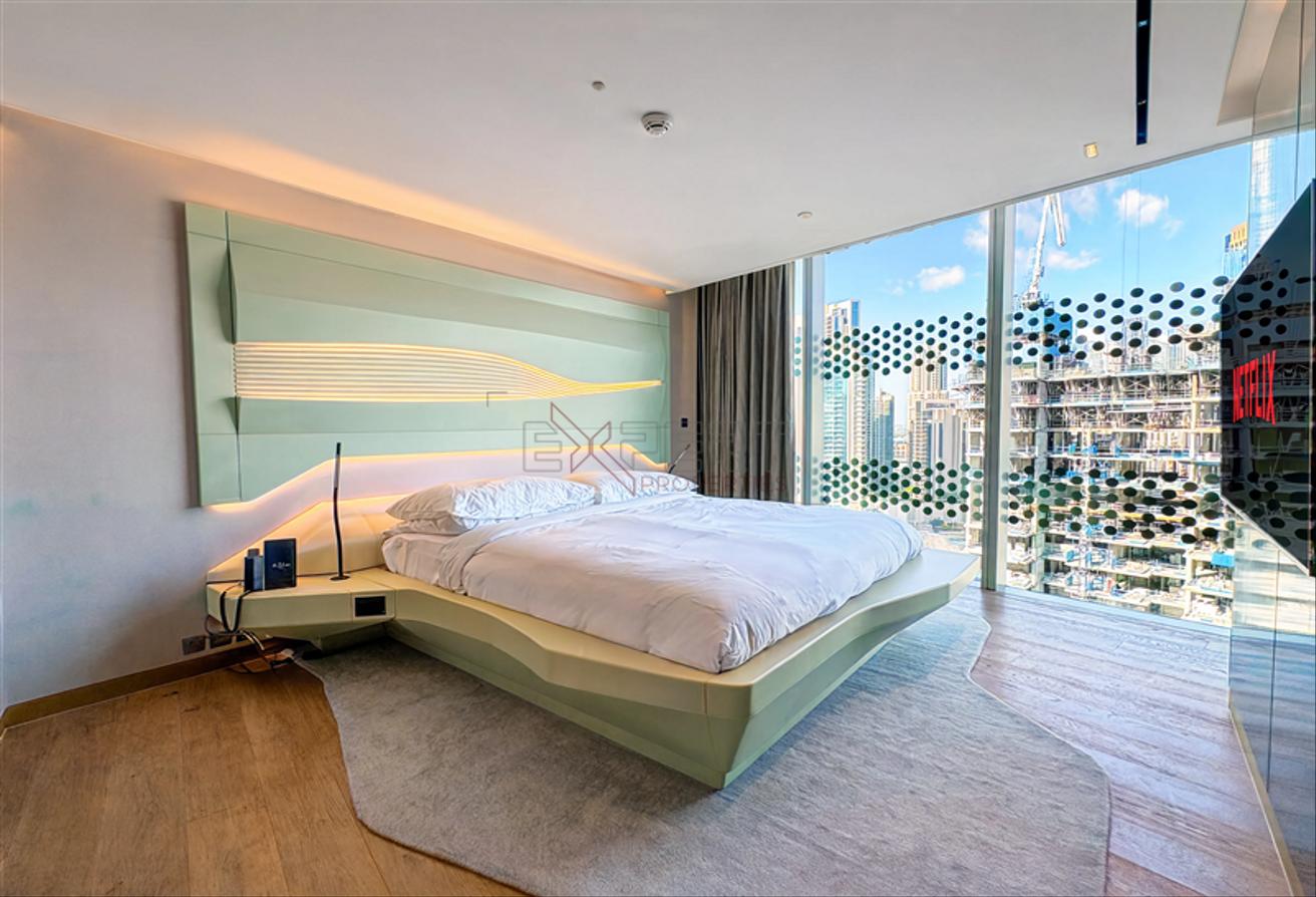 Fully Furnished | Burj Khalifa View | Large Layout photo 13