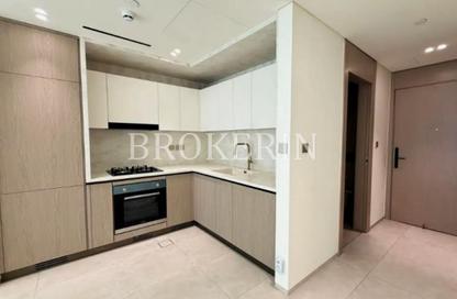 Apartment - 1 - 2 for rent in Binghatti Ivory - Dubai Healthcare City 2 - Al Jaddaf - Dubai