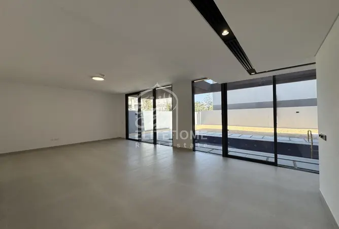 142368447 - Property Image 3