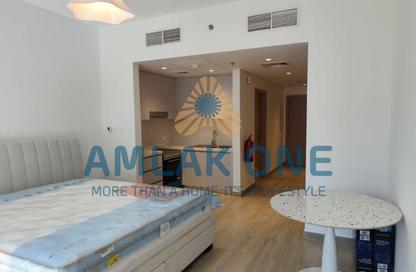 Apartment - Studio - 1 Bathroom for rent in Waters Edge - Yas Island - Abu Dhabi