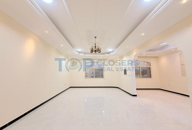 142387755 - Property Main Image