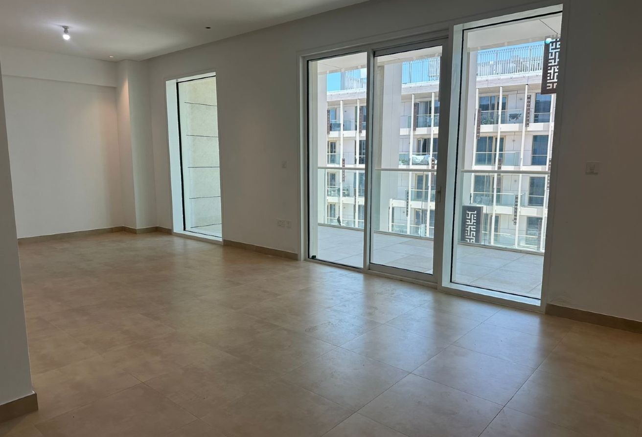 Beach Access | Huge Apartment | Partial Sea View