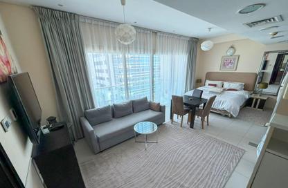Apartment - Studio - 1 Bathroom for rent in The Royal Oceanic - Dubai Marina - Dubai