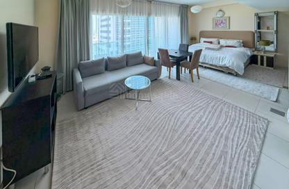 Apartment - Studio - 1 Bathroom for rent in The Royal Oceanic - Dubai Marina - Dubai