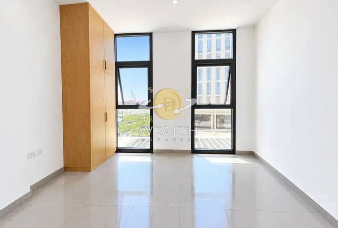 165030772 - Property Image 2