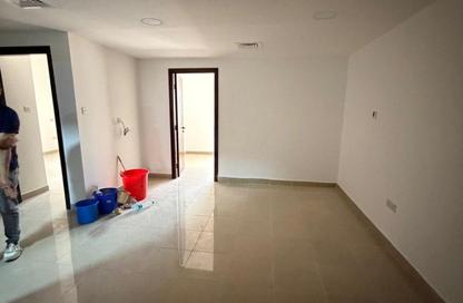 Apartment - 2 Bedrooms - 2 Bathrooms for rent in Al Nahda Residential Complex - Al Nahda - Sharjah
